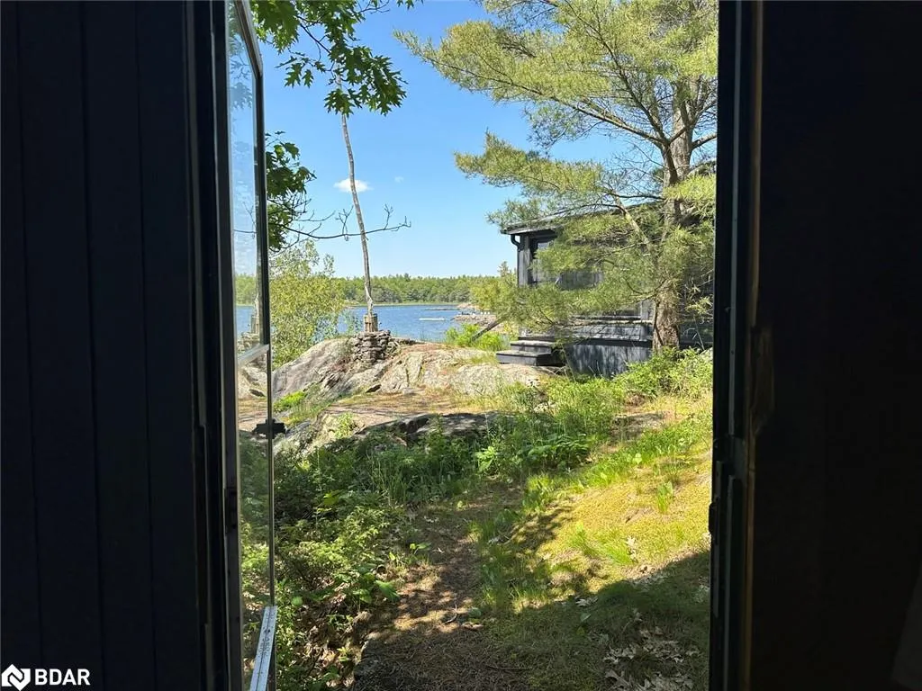 25 Shawanaga Landing Road