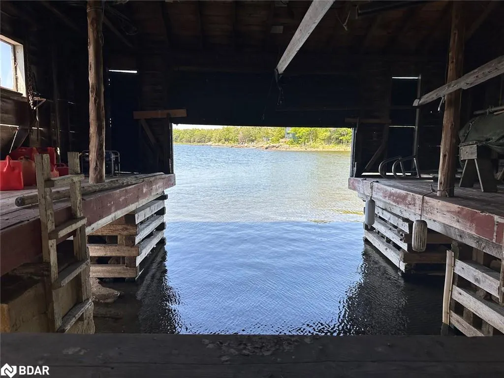 25 Shawanaga Landing Road