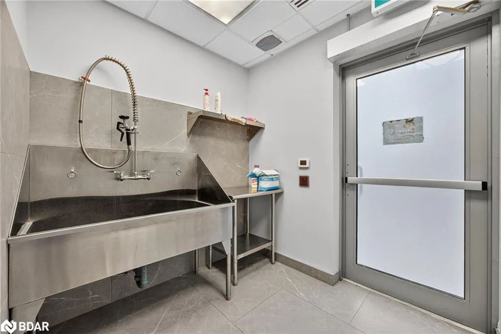 58 Lakeside Terrace, #305