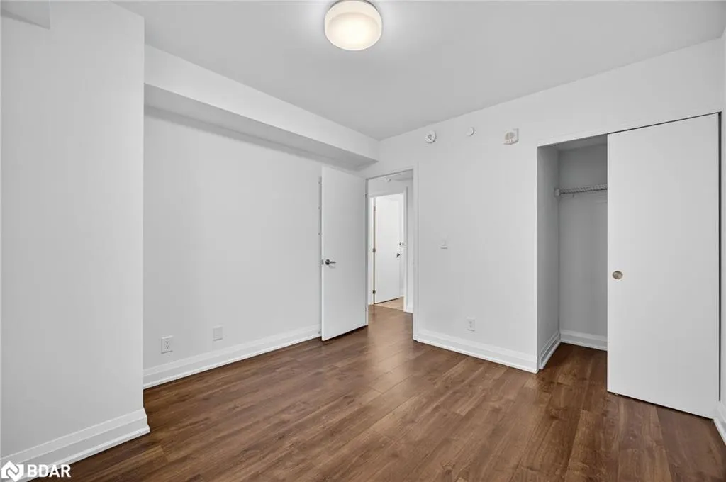 58 Lakeside Terrace, #305