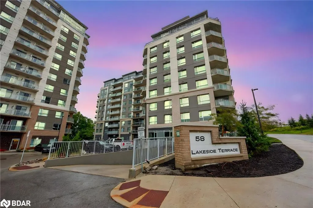 58 Lakeside Terrace, #305