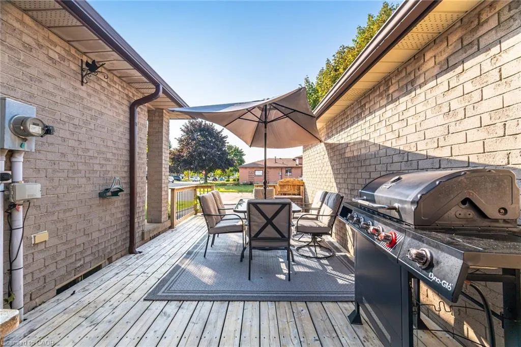 225 Golfwood Drive