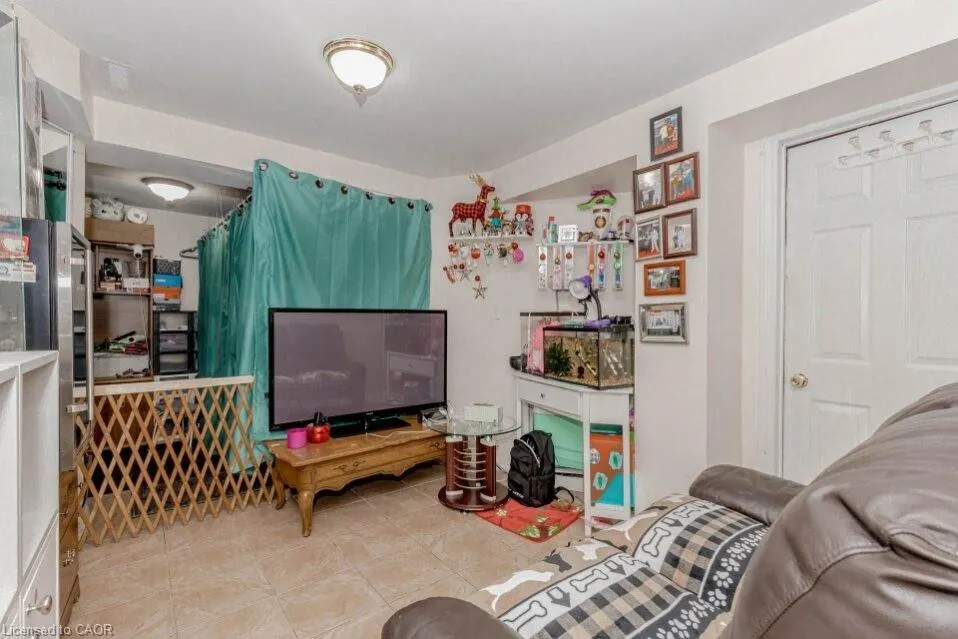 5118 Cree Lane