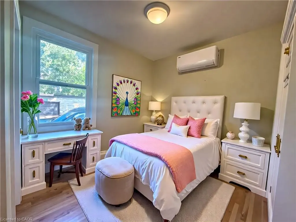 105 West 5th Street, #Upper