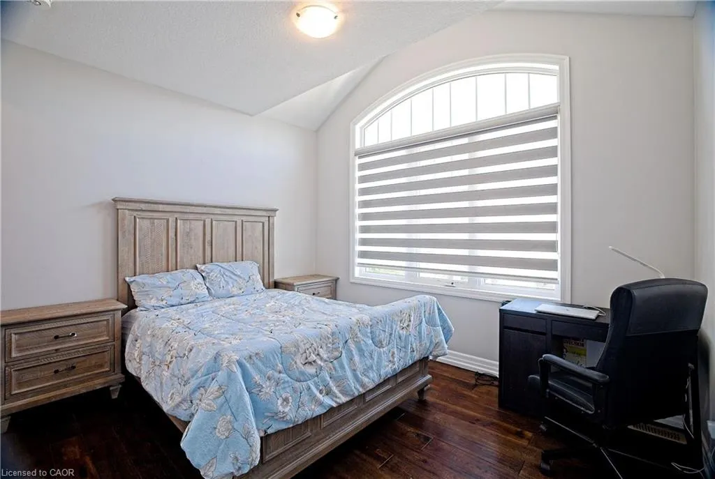24 Pickett Place