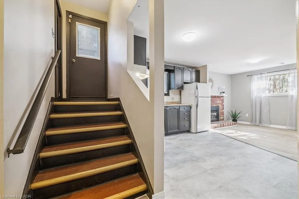640 Cochrane Road