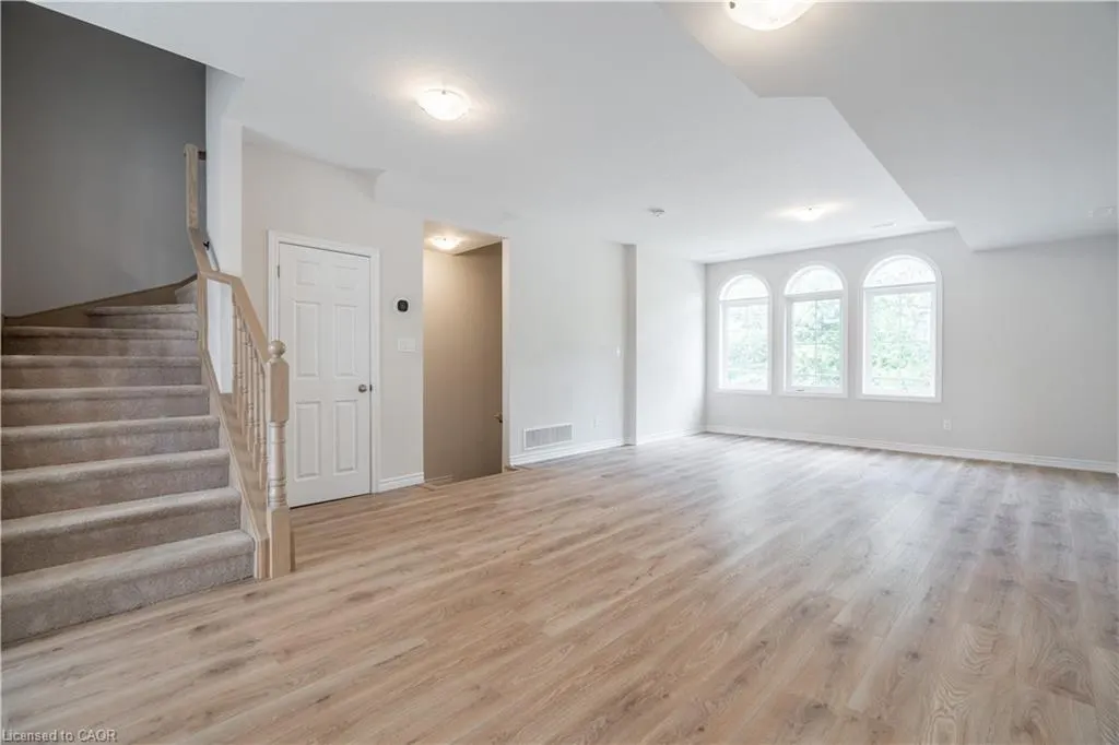 677 Park Road, #7