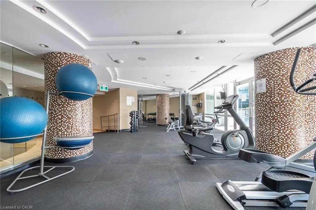 220 Burnhamthorpe Road W, #1004