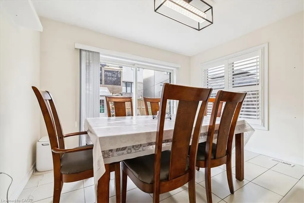 107 Pagebrook Crescent