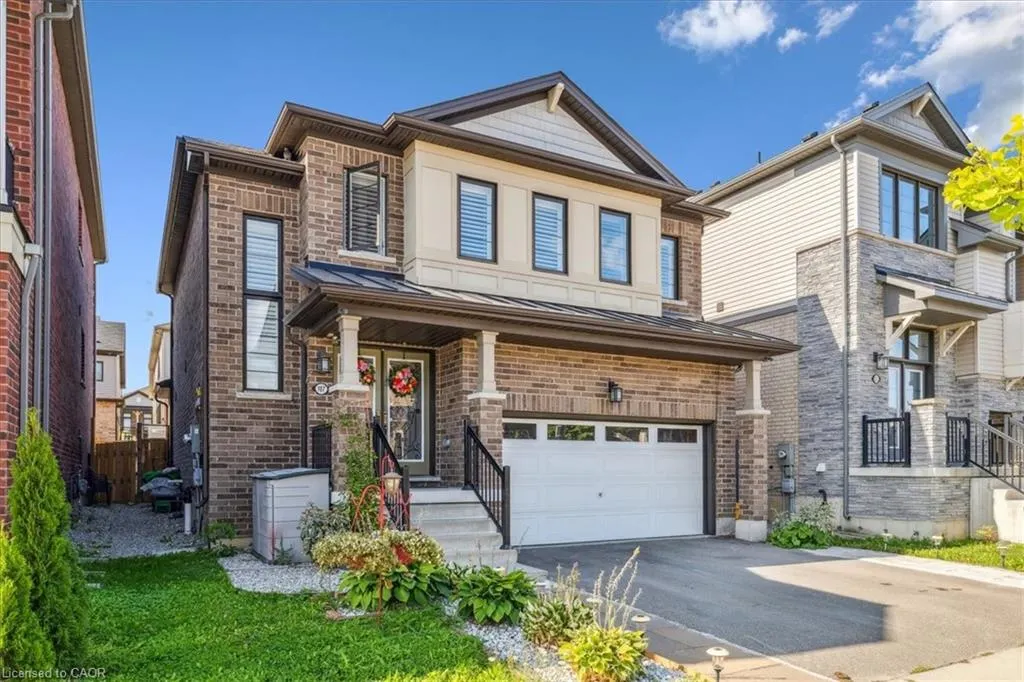 107 Pagebrook Crescent