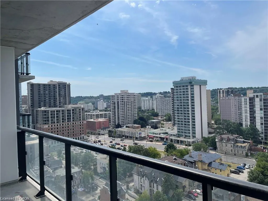 15 Queen Street S, #1501