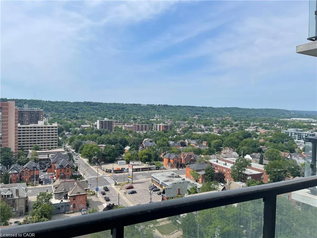 15 Queen Street S, #1501