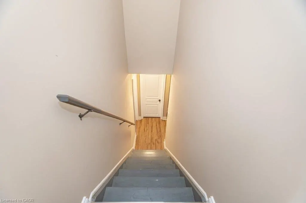 9 Lorupe Court
