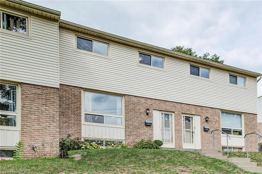 165 Green Valley Drive, #31