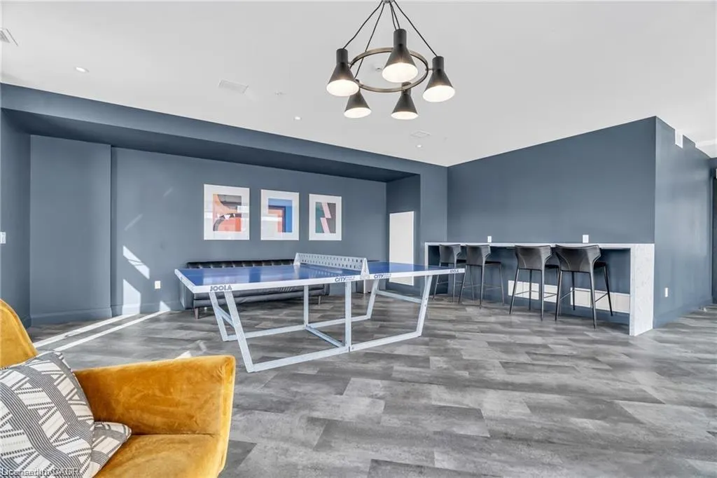 15 Glebe Street, #1211