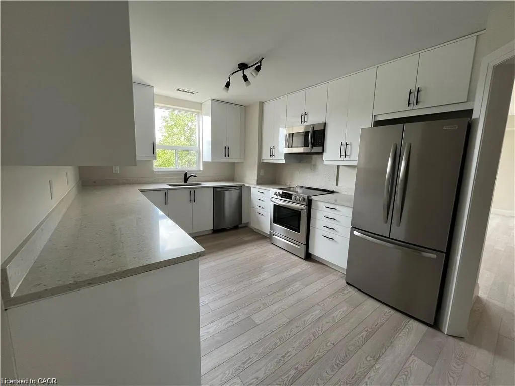 2085 Amherst Heights Drive, #305