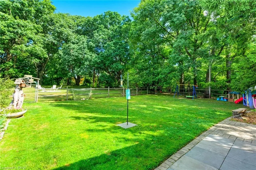 345 Jerseyville Road W