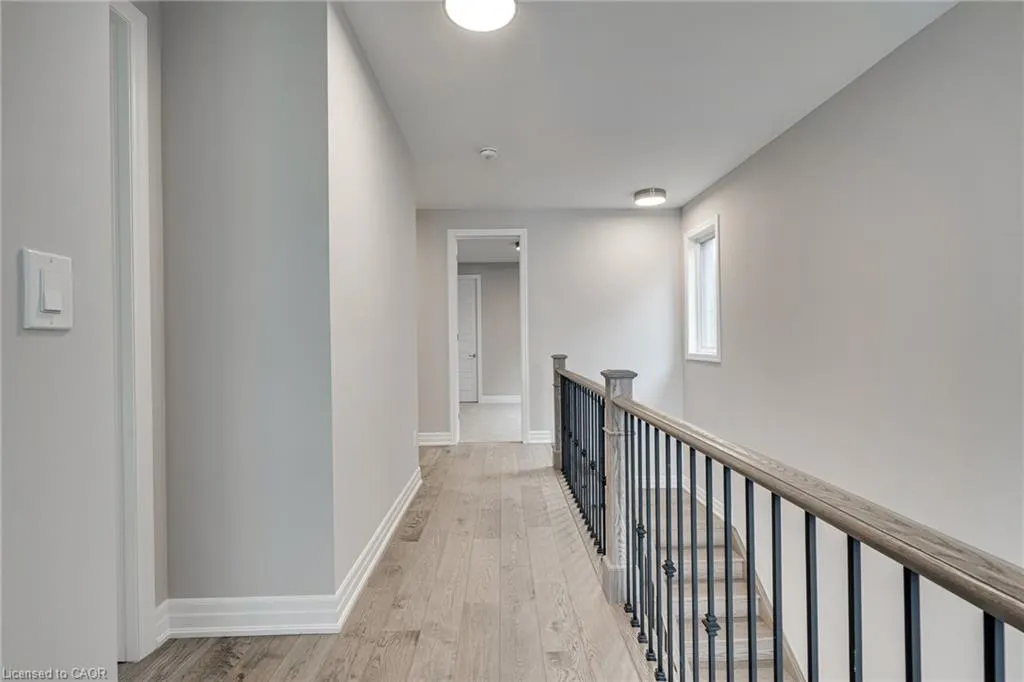 3041 William Cutmore Boulevard