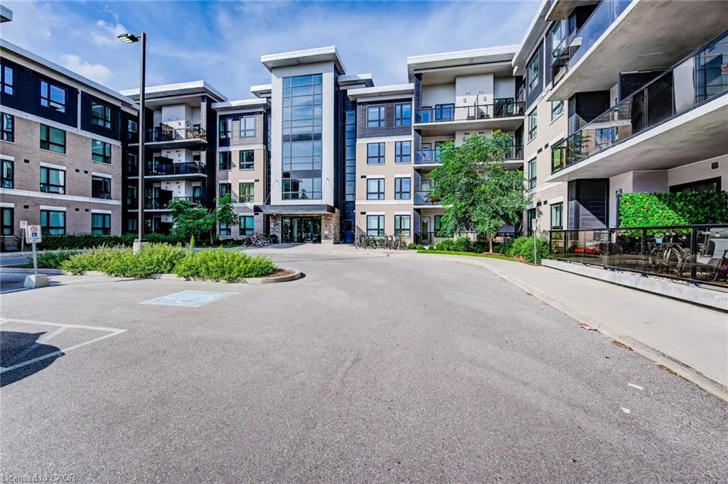 1284 Gordon Street, #306