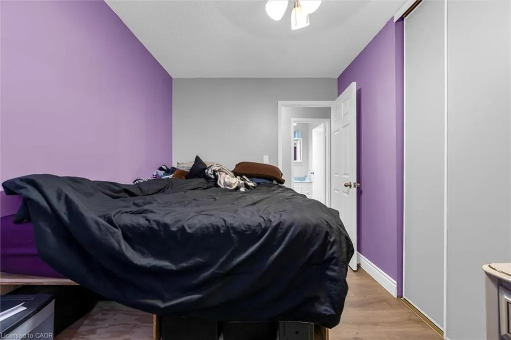 110 Graystone Crescent