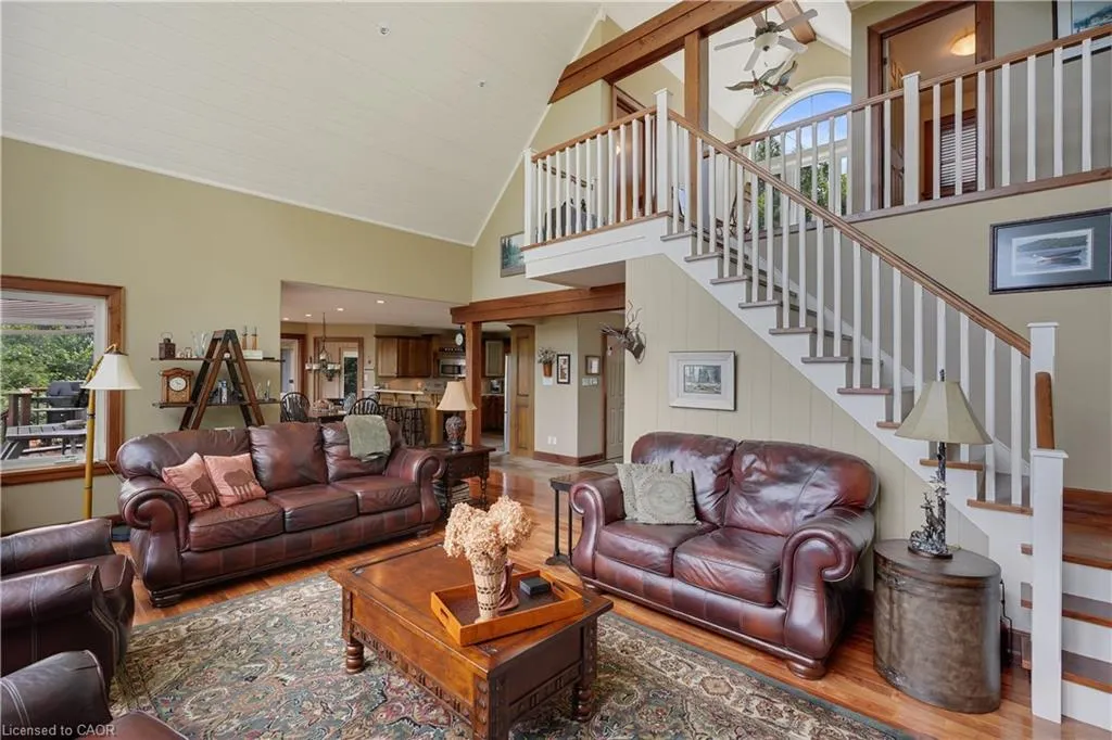36 Manitouwabing Estates Road