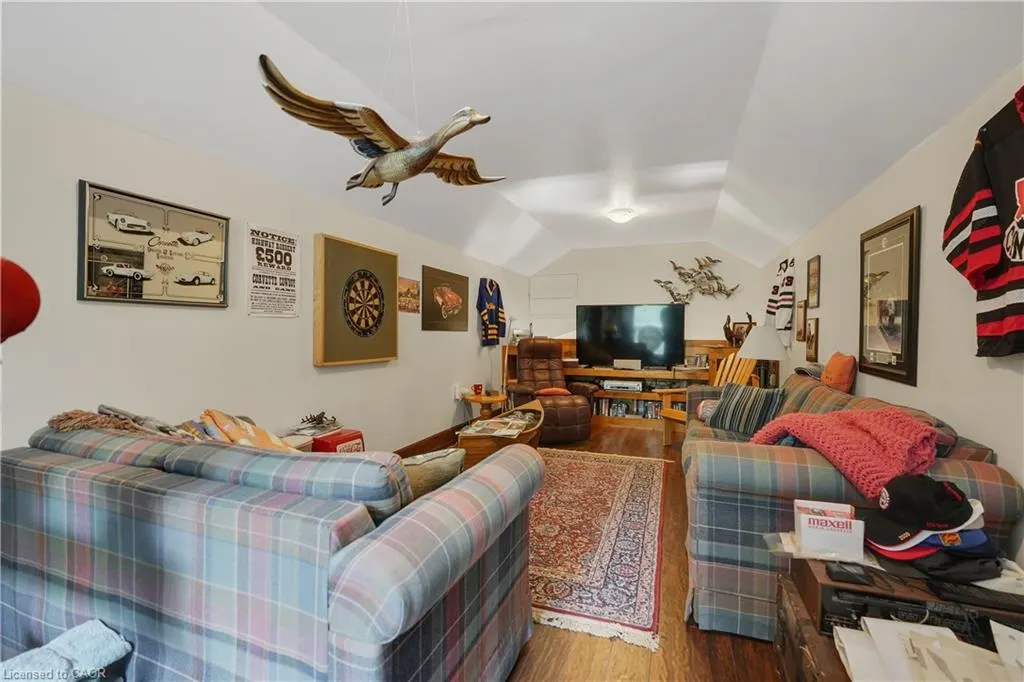 36 Manitouwabing Estates Road
