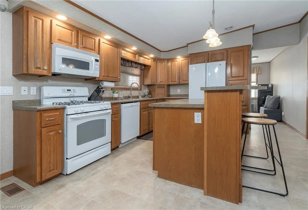 1161 4th Concession Rd Road W