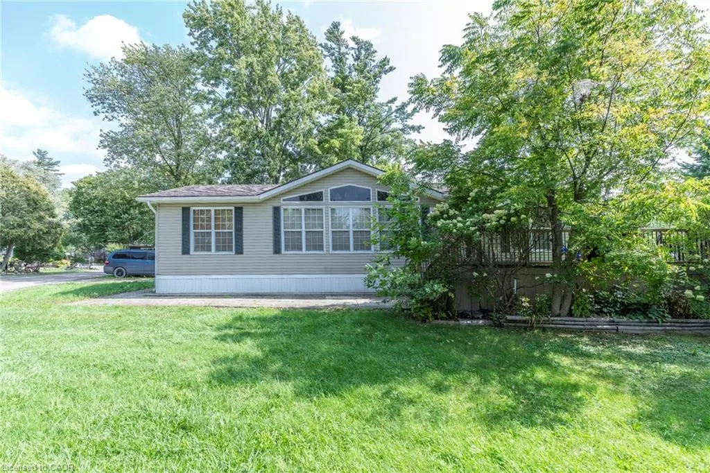 1161 4th Concession Road W