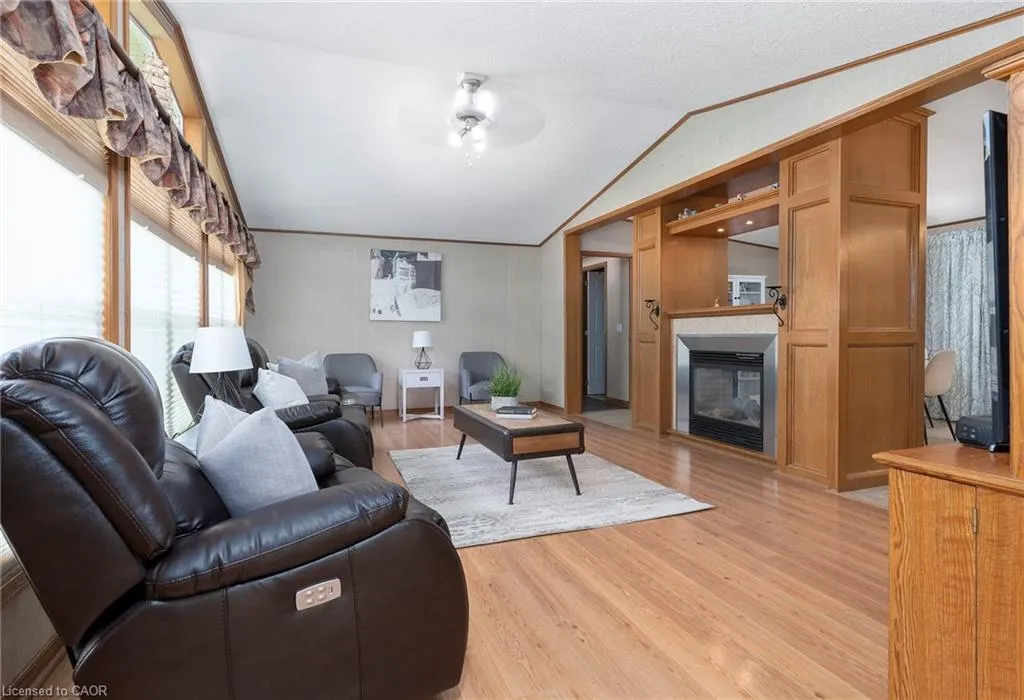 1161 4th Concession Road W