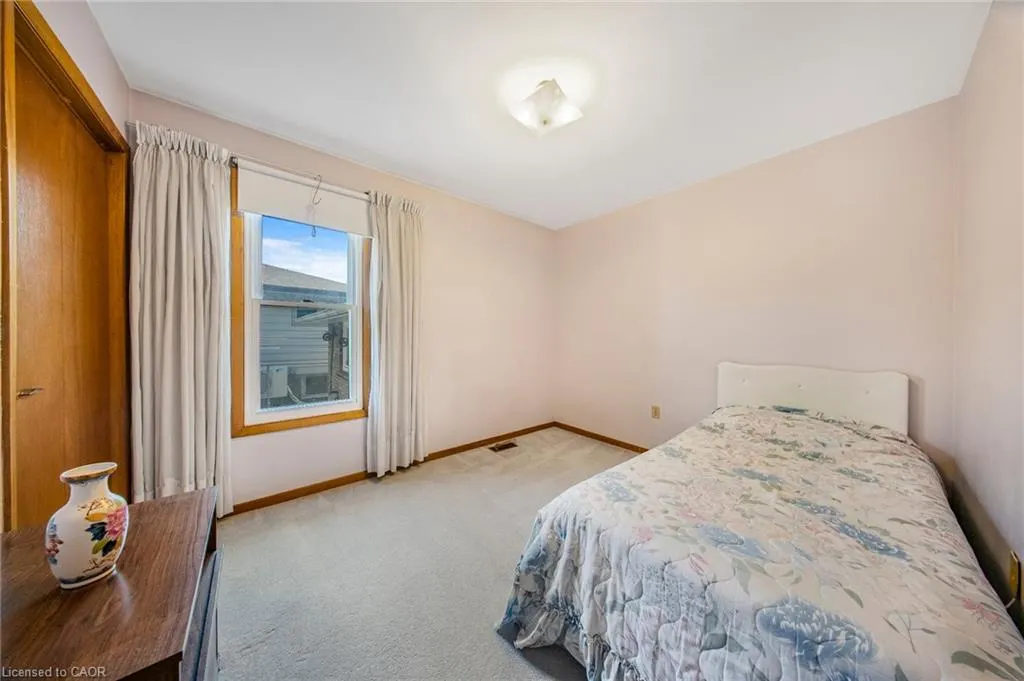 103 Forest Hill Crescent