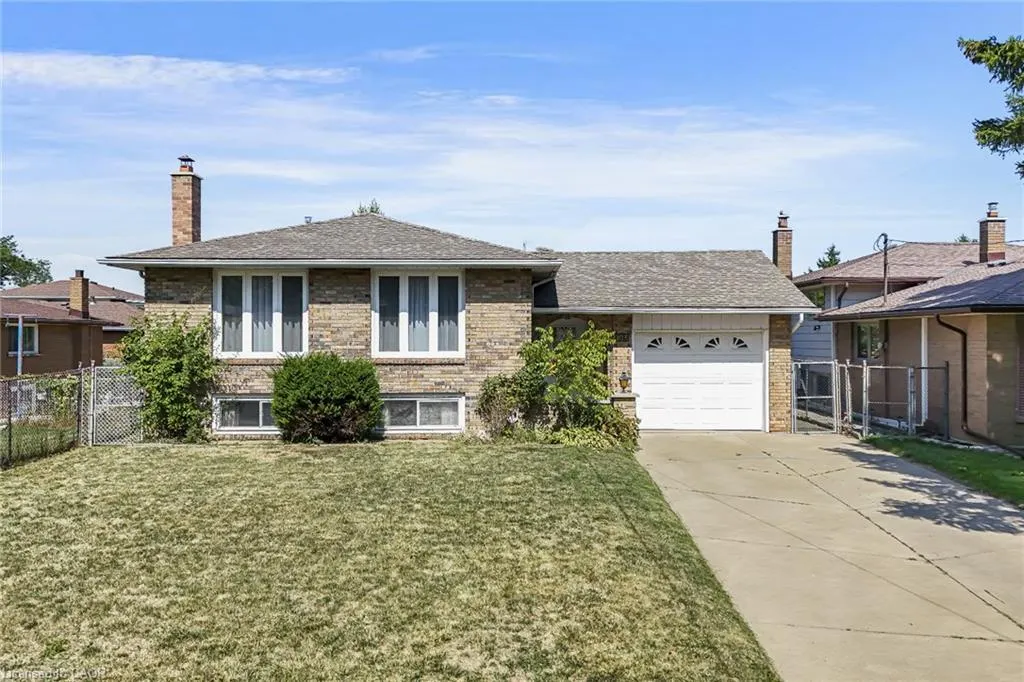 103 Forest Hill Crescent