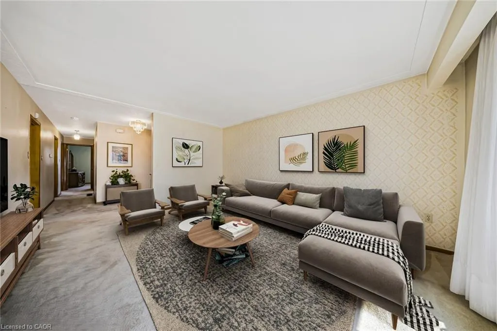 103 Forest Hill Crescent
