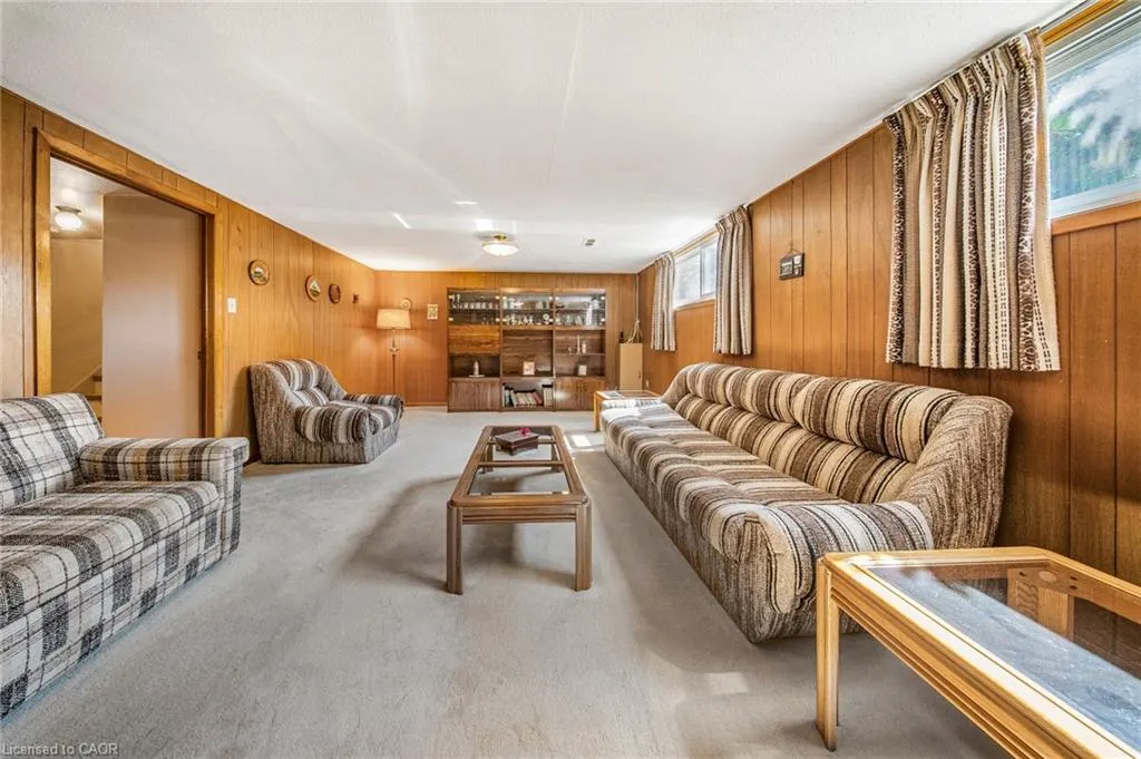 103 Forest Hill Crescent
