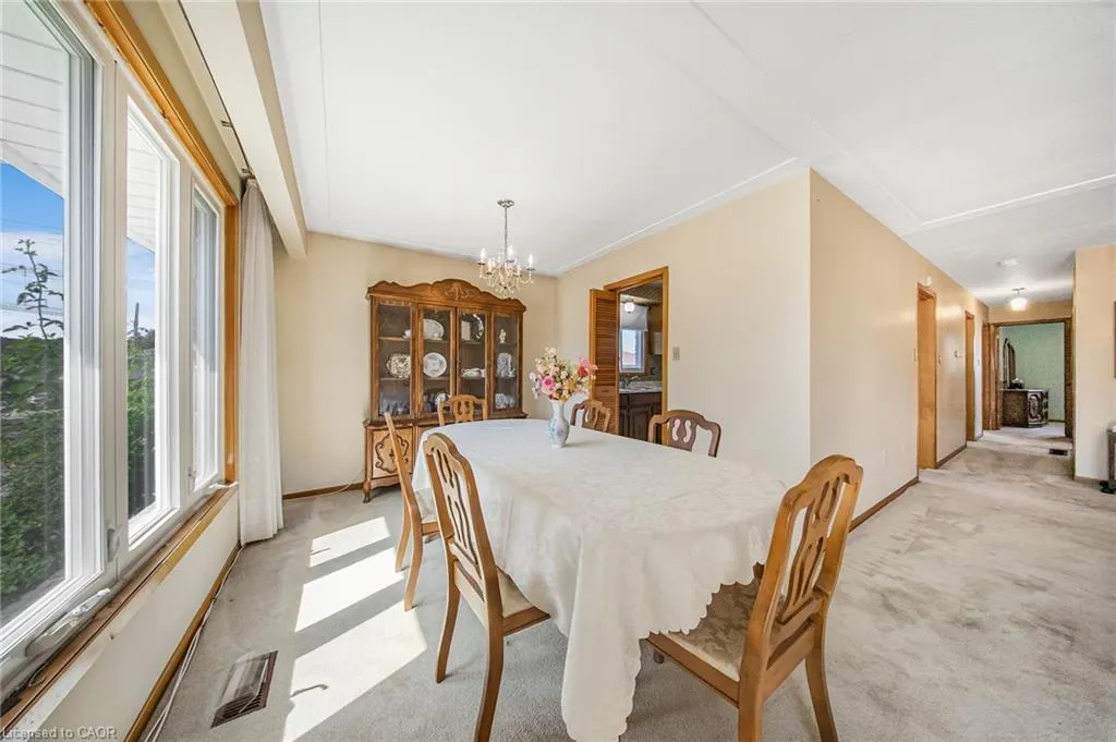 103 Forest Hill Crescent