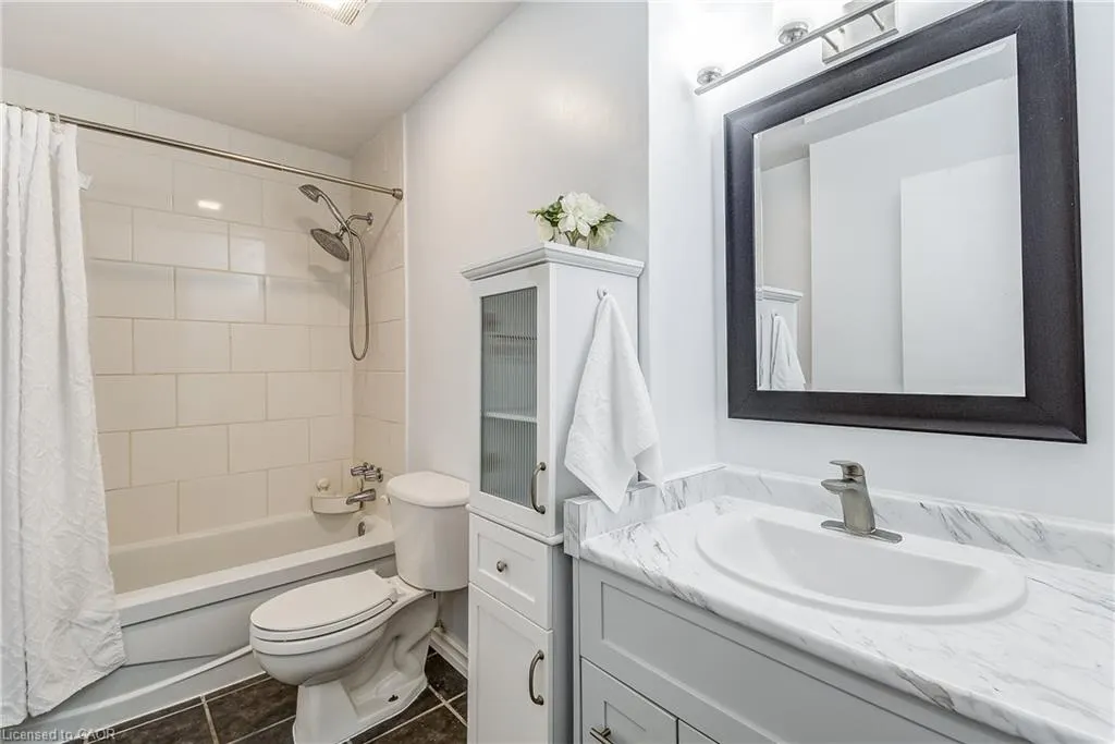 271 Eiwo Court, #306