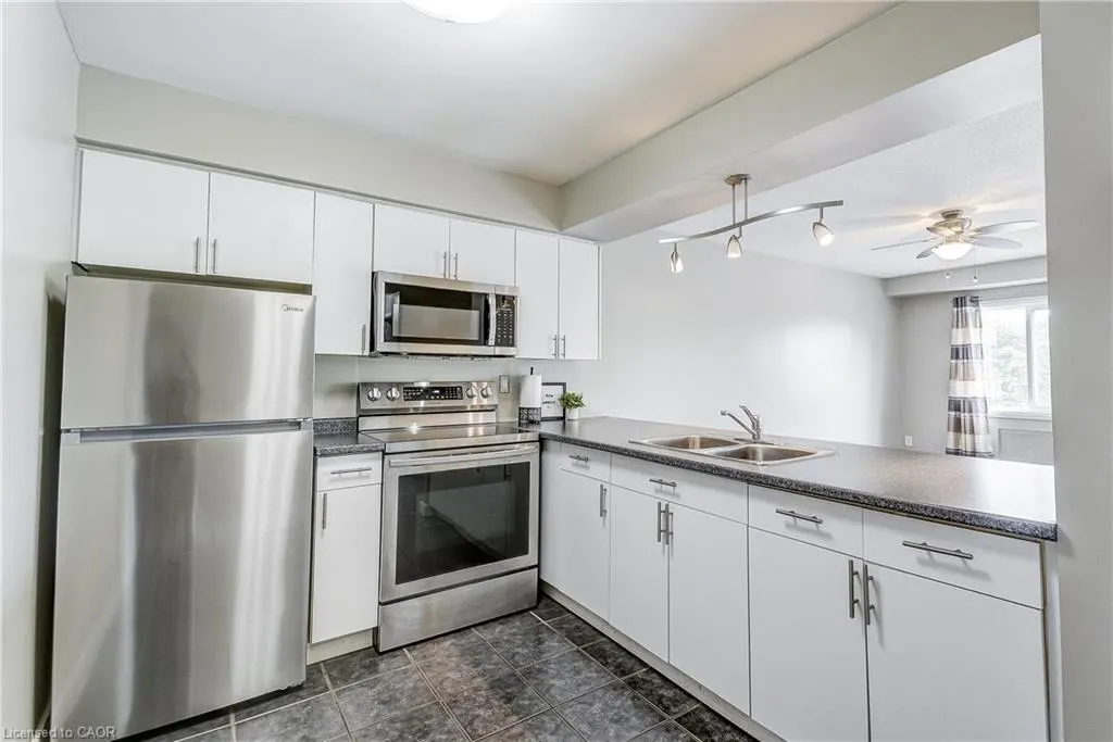 271 Eiwo Court, #306