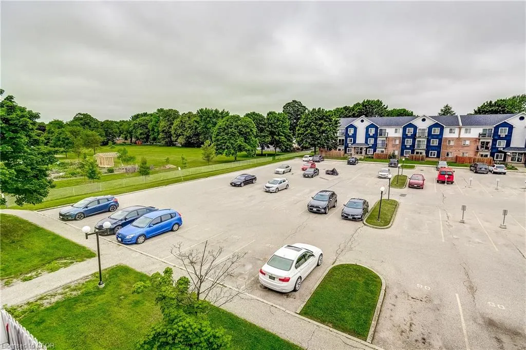 271 Eiwo Court, #306