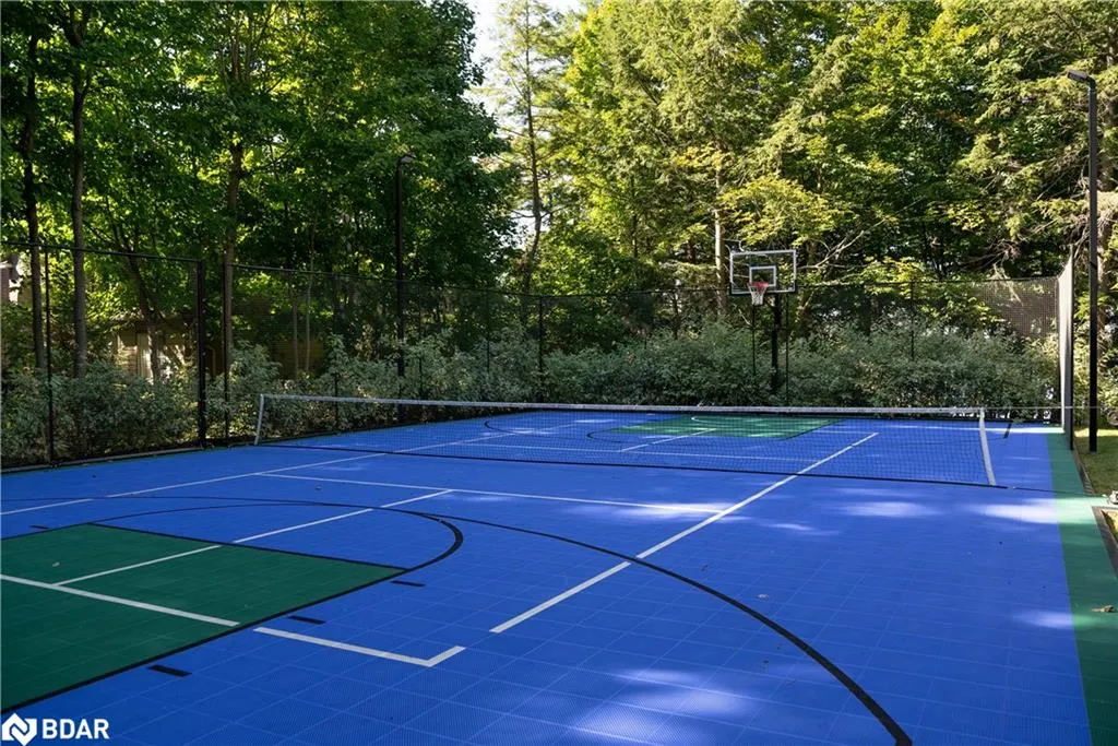 1220 Shoreview Drive