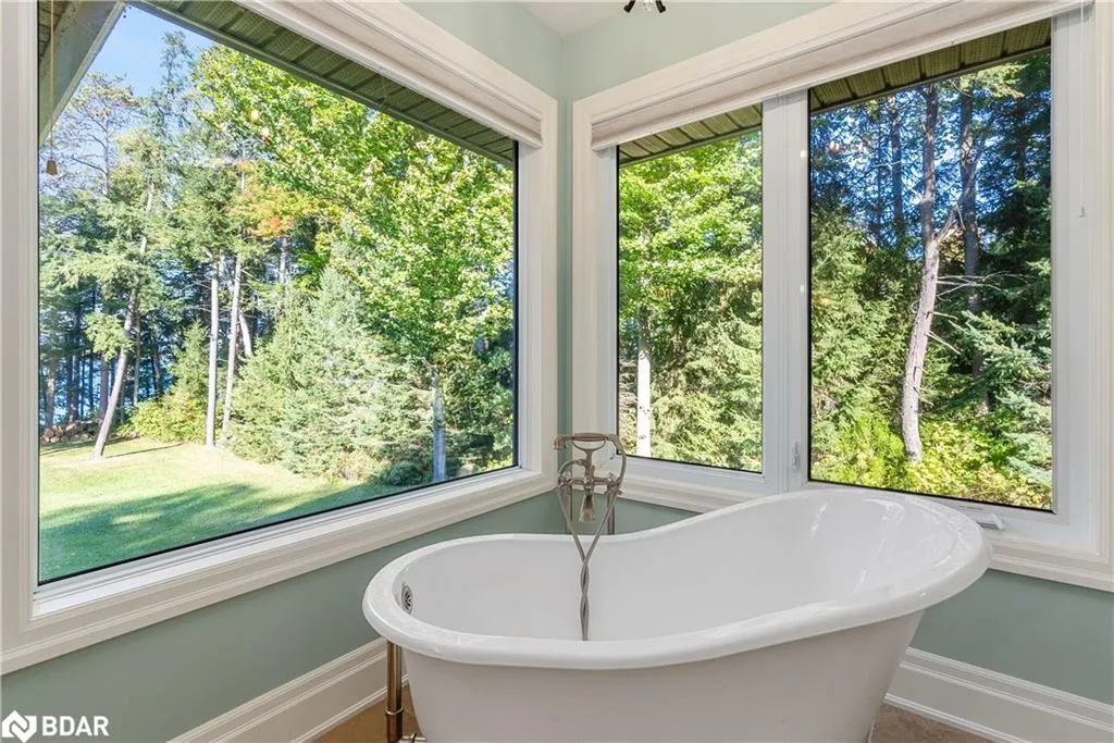 1220 Shoreview Drive
