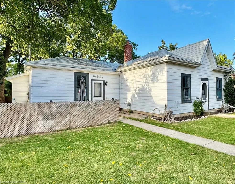 92 Francis Street