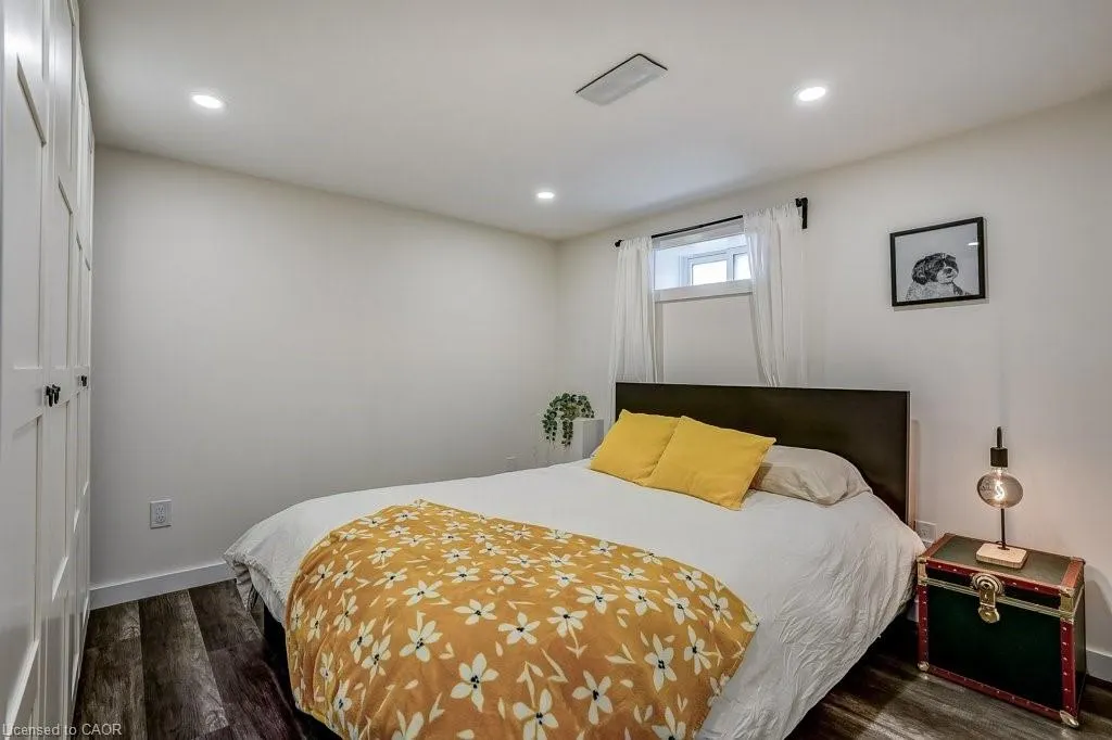 662 Upper Sherman Avenue
