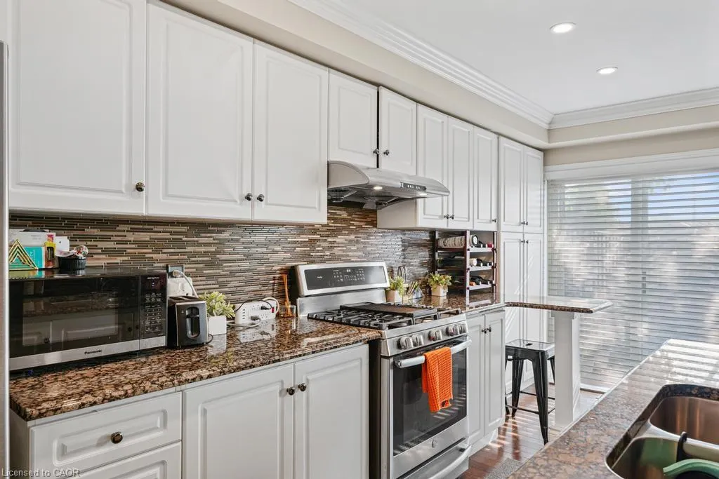 104 Frances Avenue, #5