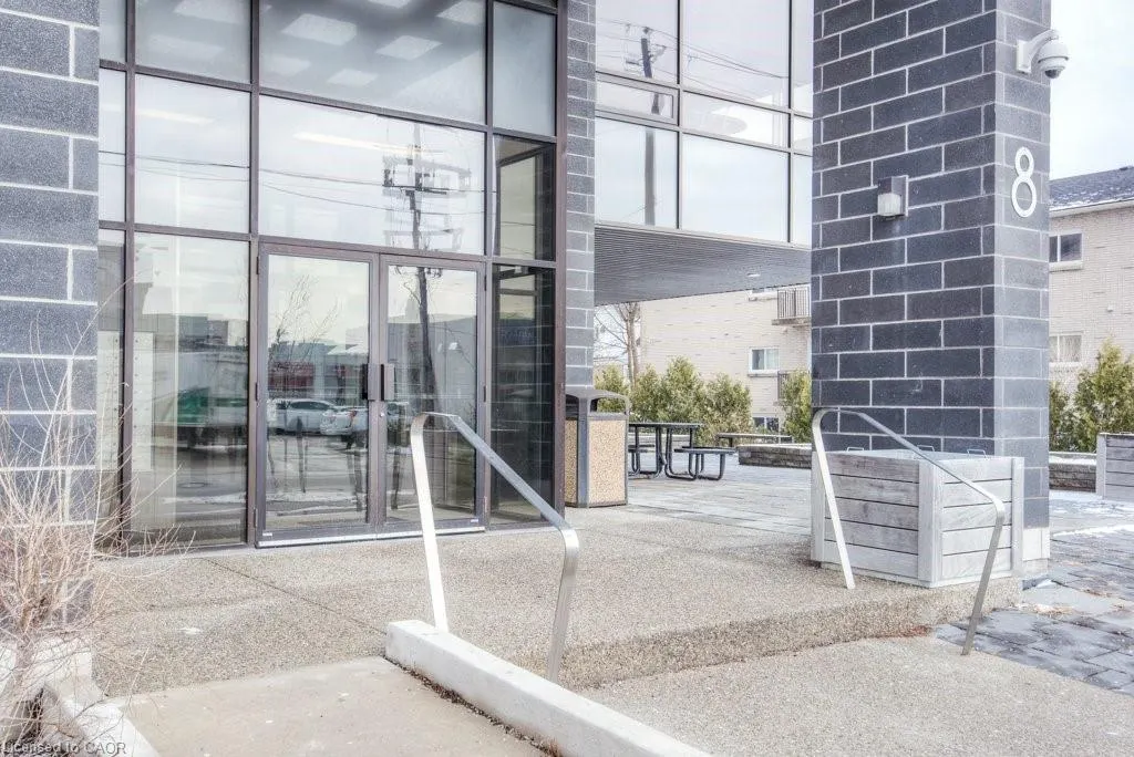 8 Hickory Street W, #304