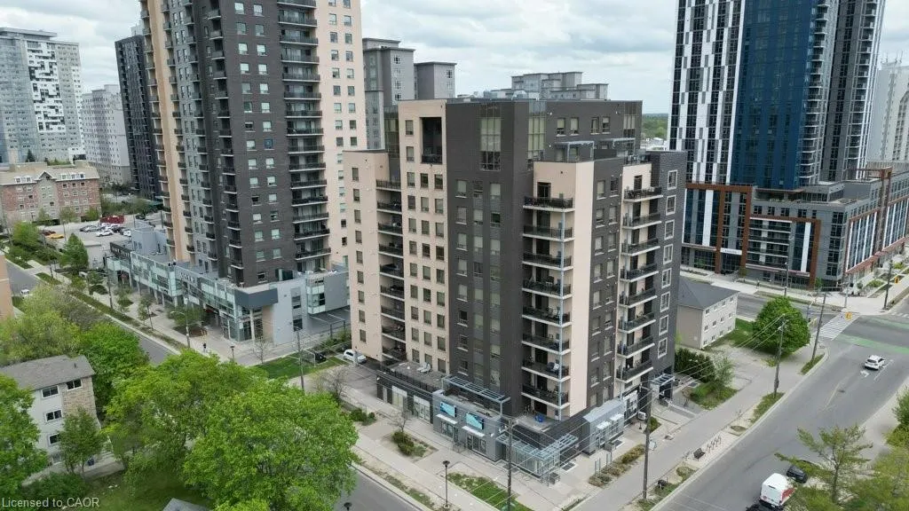 8 Hickory Street W, #304