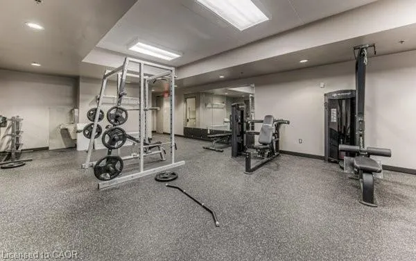 8 Hickory Street W, #304