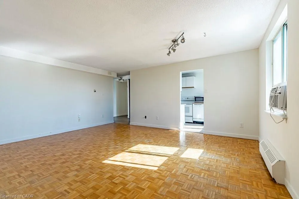 1101 Pharmacy Avenue W, #503