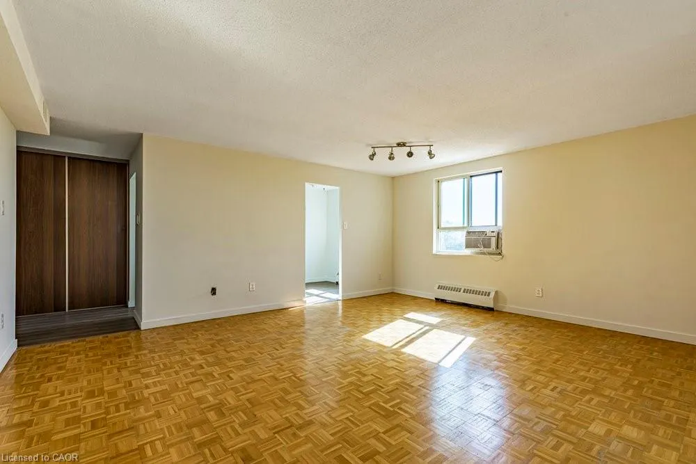 1101 Pharmacy Avenue W, #503