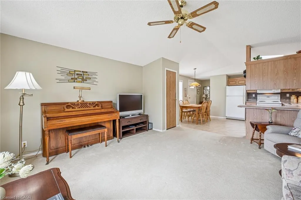 72 Ash Avenue Pvt Avenue