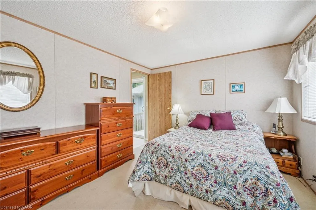 72 Ash Avenue Pvt Avenue