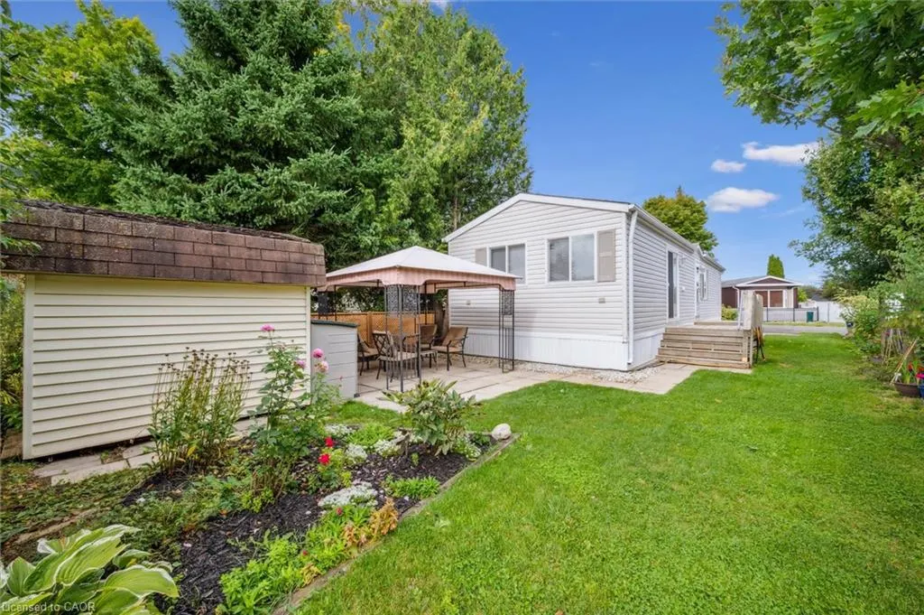 72 Ash Avenue Pvt Avenue